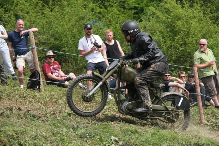 Red Marley Hill Climb 2019 with Chas as the pilot.